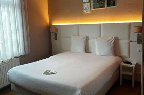 greet hotel Lille Gare Flandres - photo 16