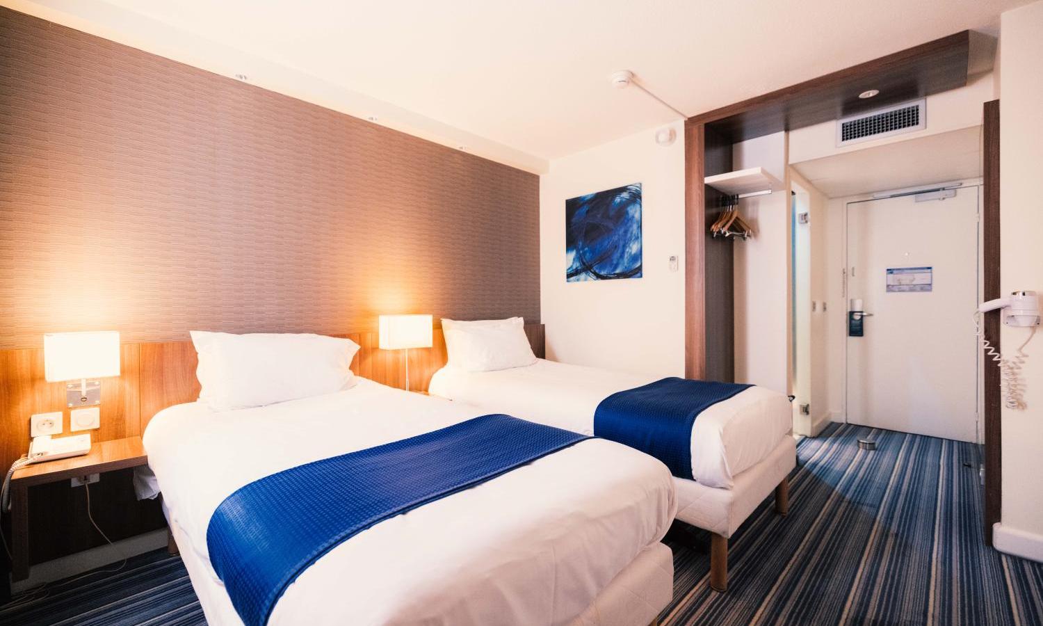 Photo Holiday Inn Express Lille Centre by IHG