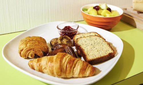 ibis Styles Lille Centre Gare Beffroi - photo 2