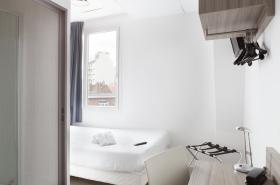 Lille City Hotel - photo 17