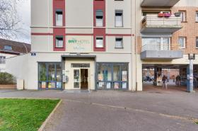 Brit Hotel Lille Centre - photo 6