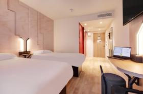 B&B HOTEL Lille Lillenium Eurasanté - photo 20