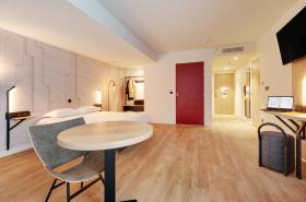 B&B HOTEL Lille Lillenium Eurasanté - photo 17